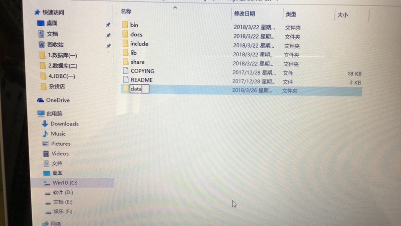 装修后玻璃保洁，告别污渍困扰的五大技巧